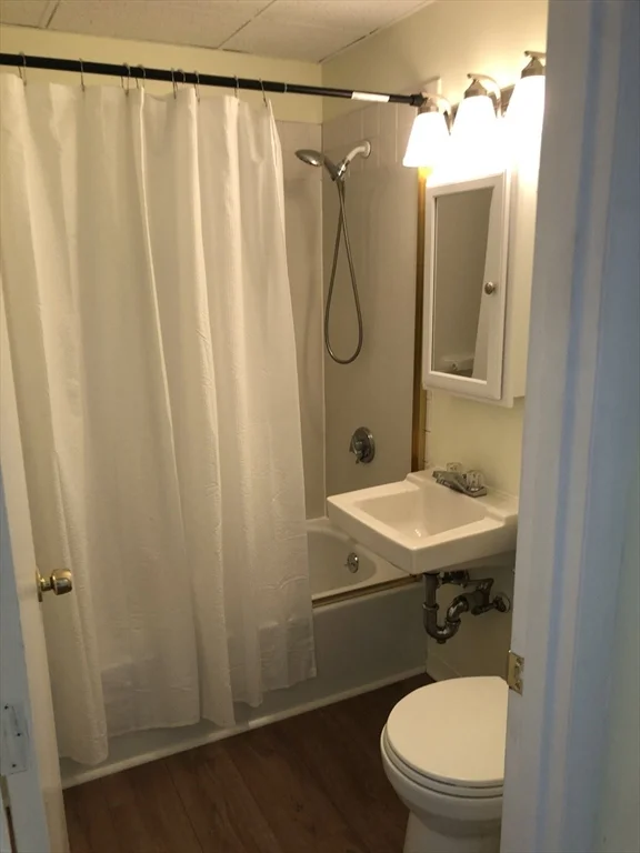 1 bed, 1 bath apartment for rent at 6 Rowley St Unit 1R, Dorchester — photo 6 of 9