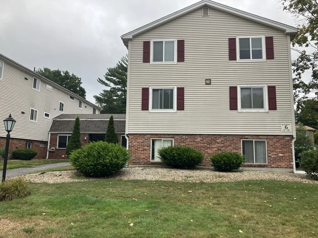 2 bed, 1 bath apartment for rent at 6 Royal Dane Dr Unit 31, Marshfield