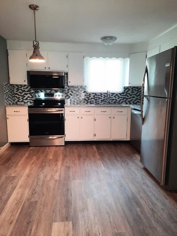 2 bed, 1 bath apartment for rent at 6 Royal Dane Dr Unit 32, Marshfield — photo 3 of 10