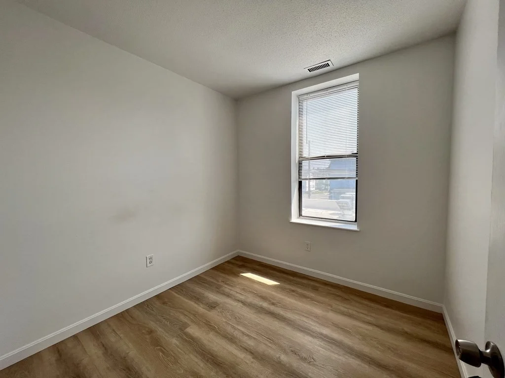 2 bed, 1 bath apartment for rent at 6 S Washington St Unit 201, North Attleboro — photo 15 of 16