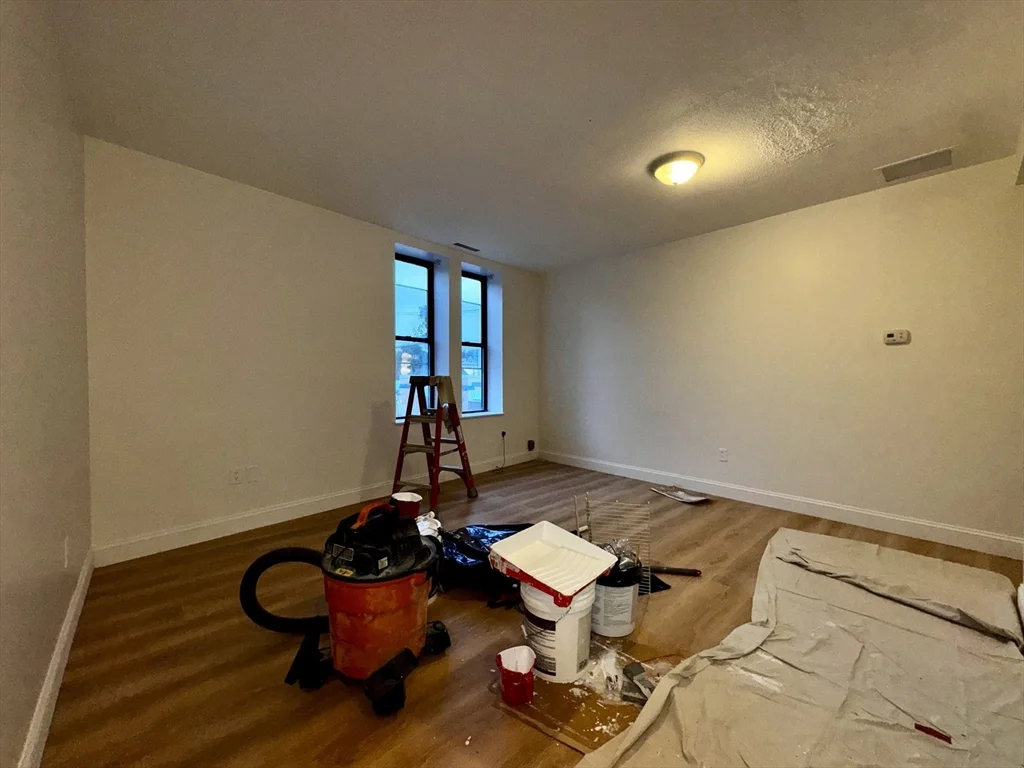 2 bed, 1 bath apartment for rent at 6 S Washington St Unit 204, North Attleboro — photo 9 of 16
