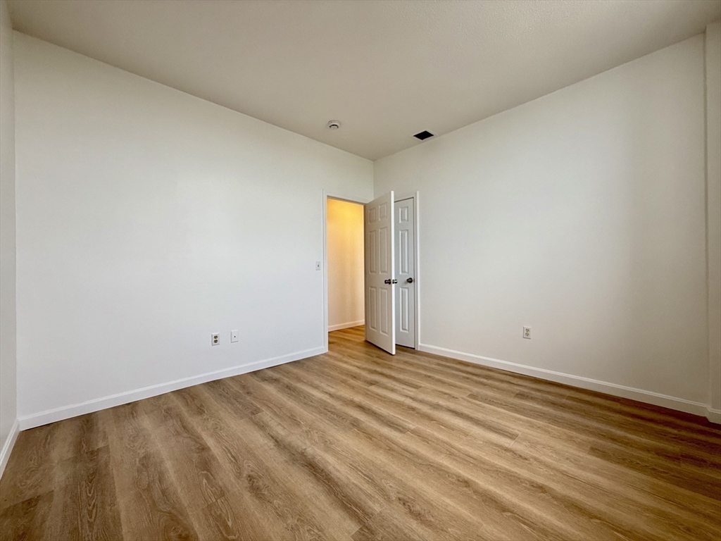 2 bed, 1 bath apartment for rent at 6 S Washington St Unit 304, North Attleboro — photo 9 of 18