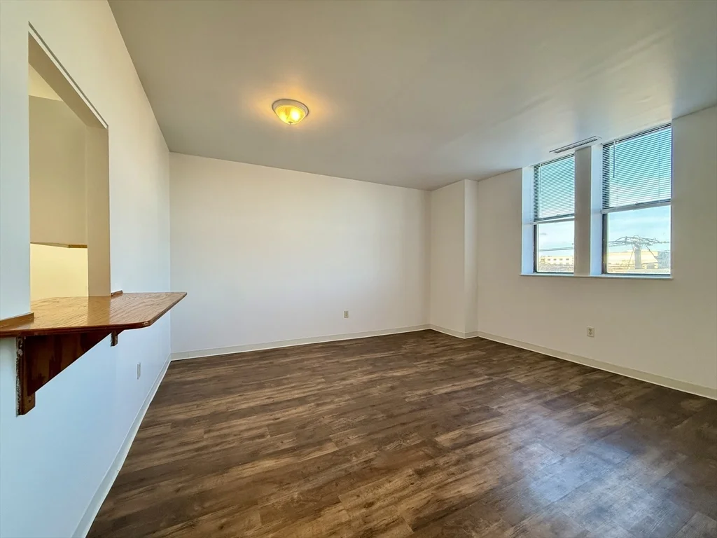 1 bed, 1 bath apartment for rent at 6 S Washington St Unit 305, North Attleboro — photo 3 of 17