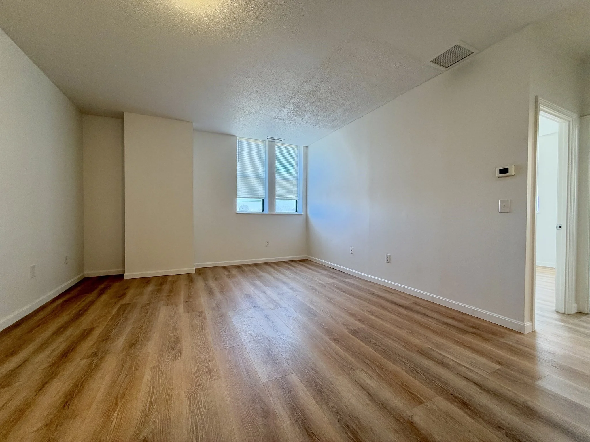 2 bed, 1 bath apartment for rent at 6 S Washington St Unit 306, North Attleboro — photo 3 of 19