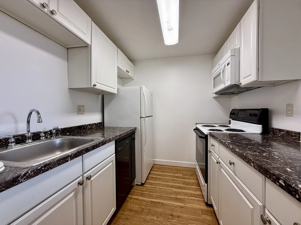 Studio bed, 1 bath apartment for rent at 6 S Washington St Unit 401, North Attleboro — photo 10 of 15