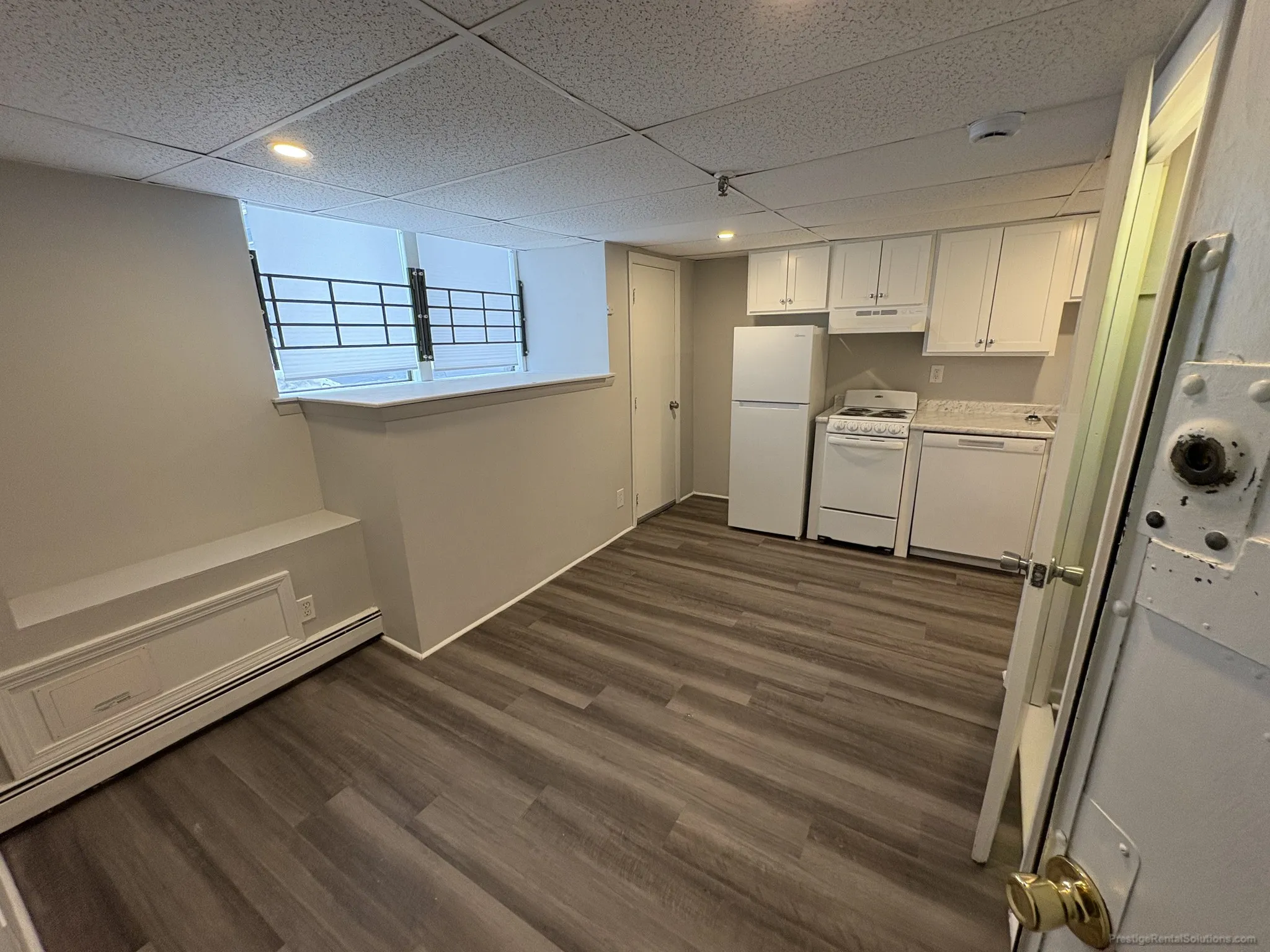 Studio bed, 1 bath apartment for rent at 6 Saint Mark St Unit A, Jamaica Plain