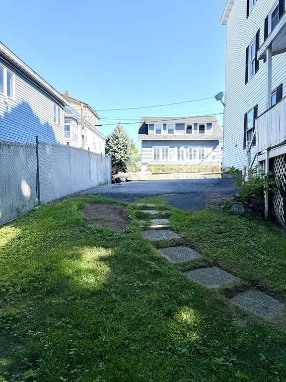 2 bed, 1 bath apartment for rent at 6 Saint Paul St Unit 2, South Salem — photo 14 of 16