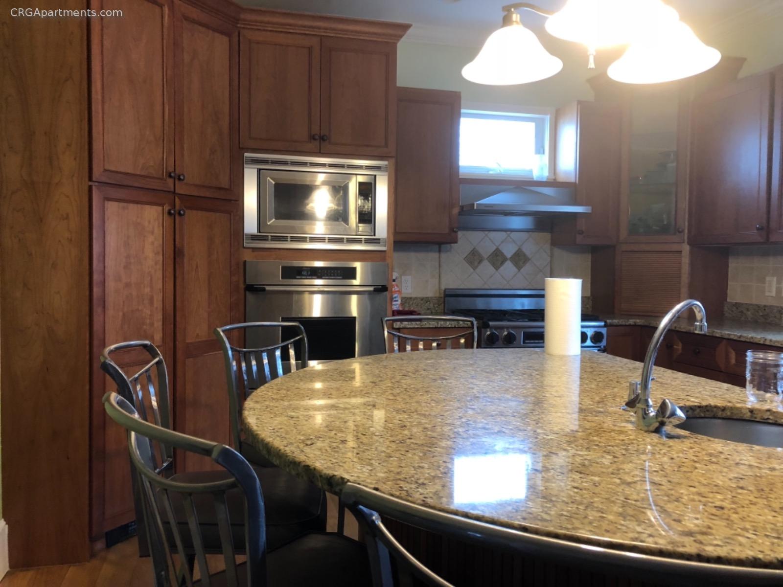 4 bed, 3 bath apartment for rent at 6 Saint Paul St Unit 2T, Mid-Cambridge — photo 2 of 16