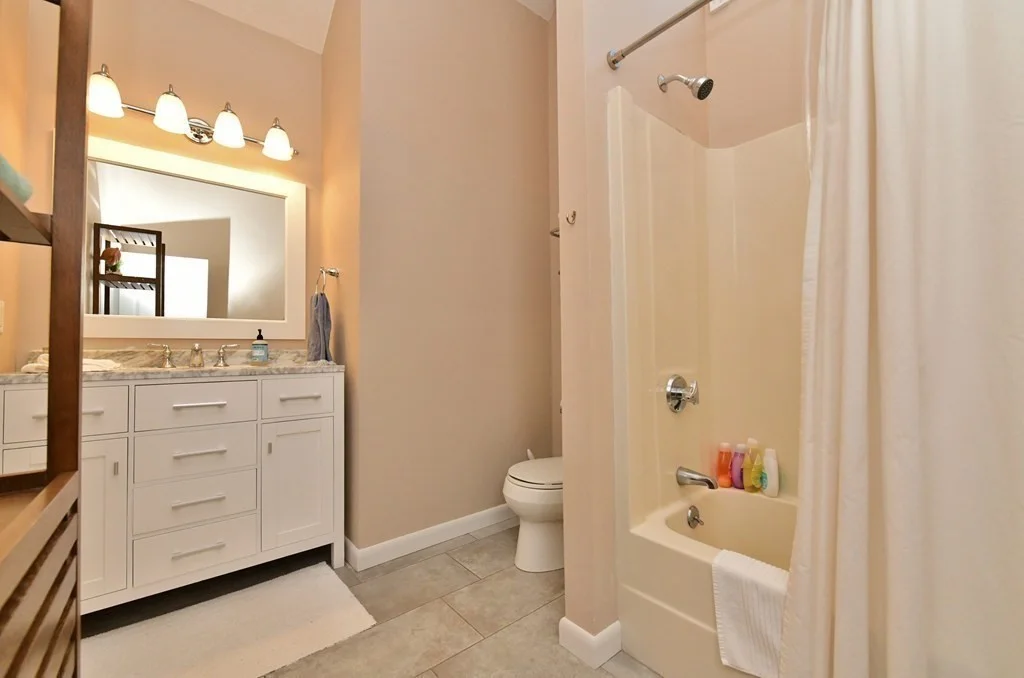 4 bed, 2 bath apartment for rent at 6 Samoset Rd Unit WINTER RENT, Sagamore Beach — photo 21 of 32