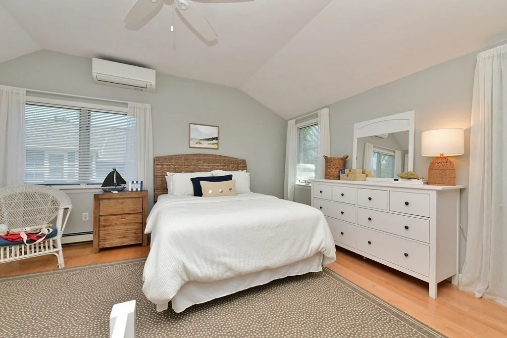 4 bed, 2 bath apartment for rent at 6 Samoset Rd Unit WINTER RENT, Sagamore Beach — photo 17 of 32