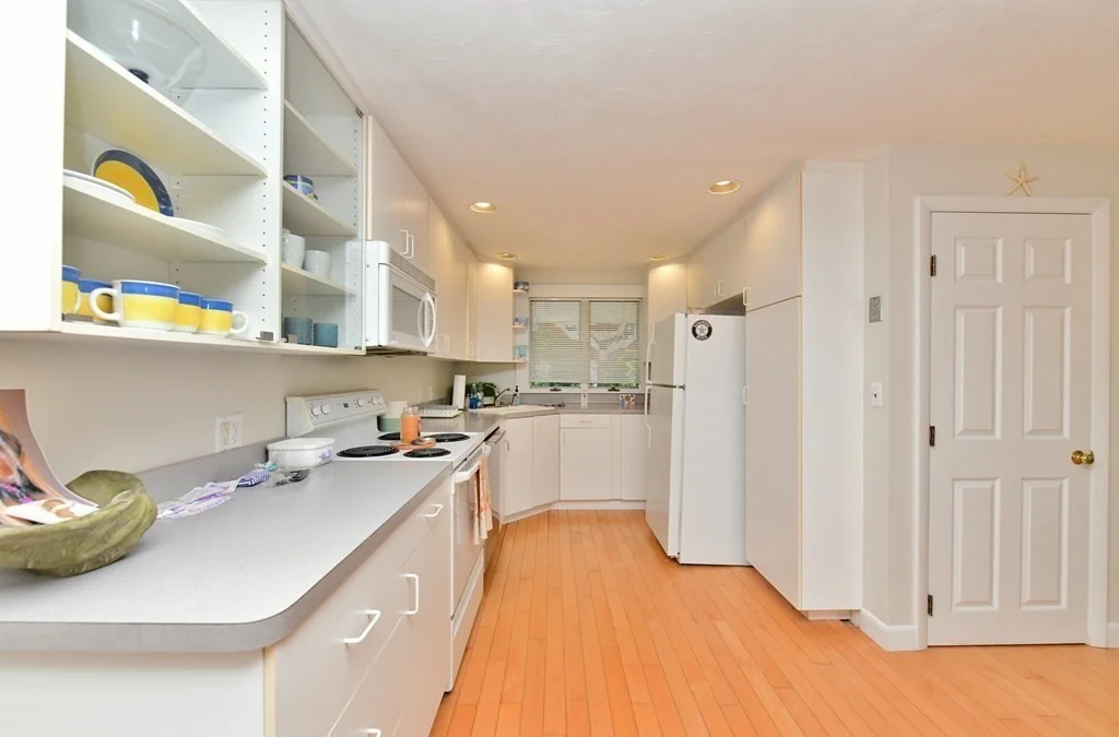 4 bed, 2 bath apartment for rent at 6 Samoset Rd Unit WINTER, Sagamore Beach — photo 13 of 32