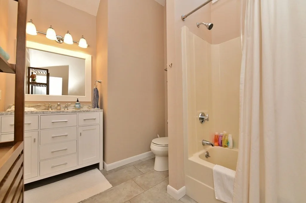 4 bed, 2 bath apartment for rent at 6 Samoset Rd Unit WINTER, Sagamore Beach — photo 21 of 32