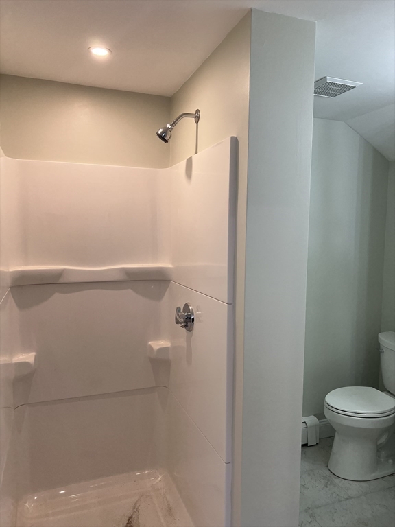 1 bed, 1 bath apartment for rent at 6 Samoset St Unit 1, Downtown — photo 10 of 17