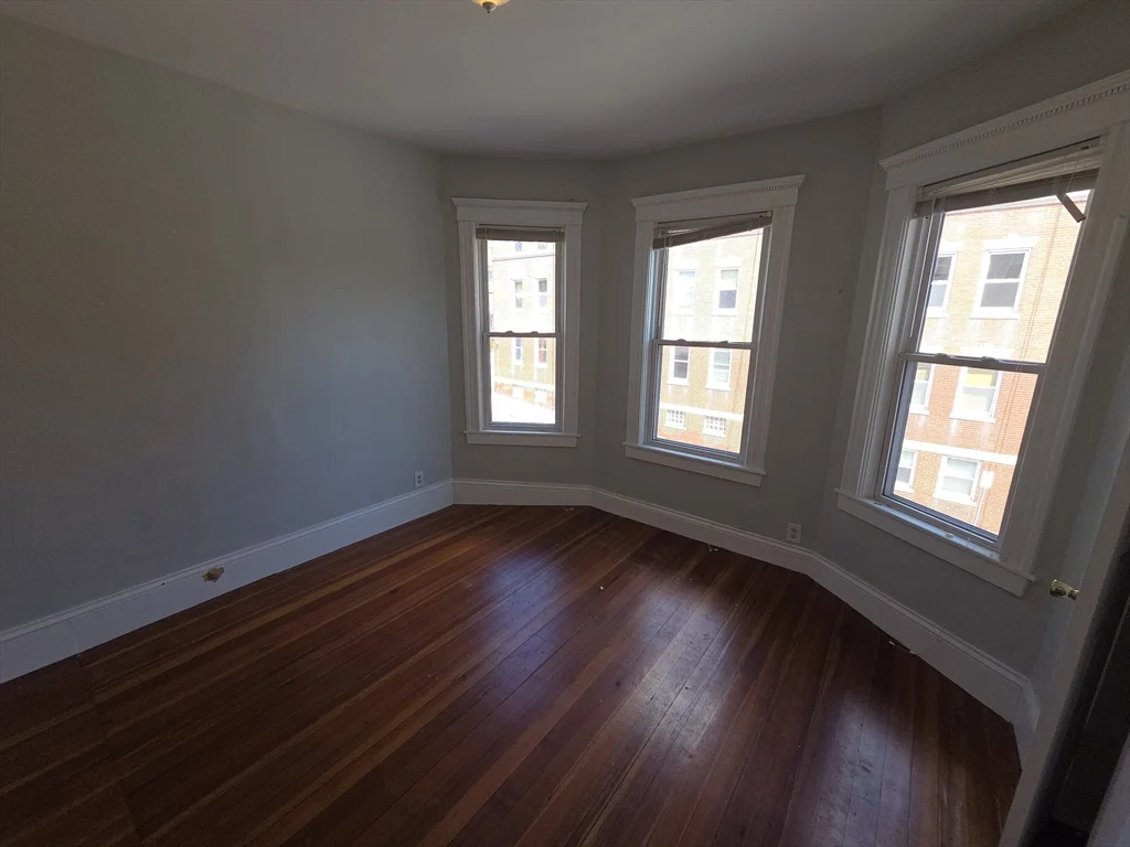 4 bed, 1 bath apartment for rent at 6 Sawyer Ave Unit 2, Dorchester — photo 16 of 18