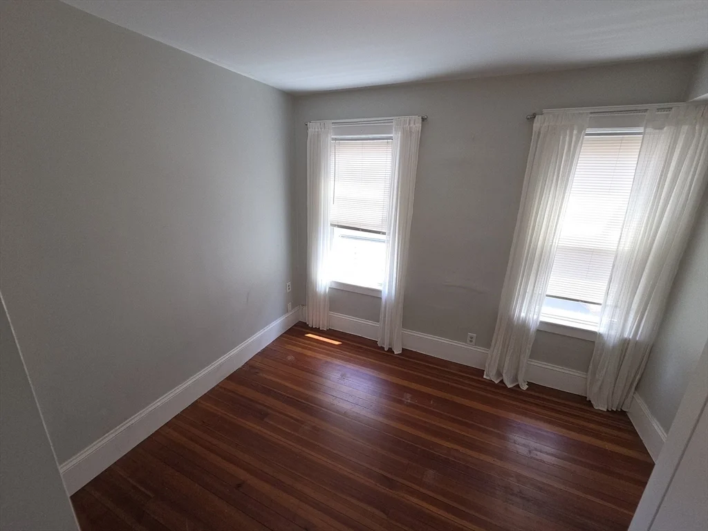 4 bed, 1 bath apartment for rent at 6 Sawyer Ave Unit 2, Dorchester — photo 9 of 11