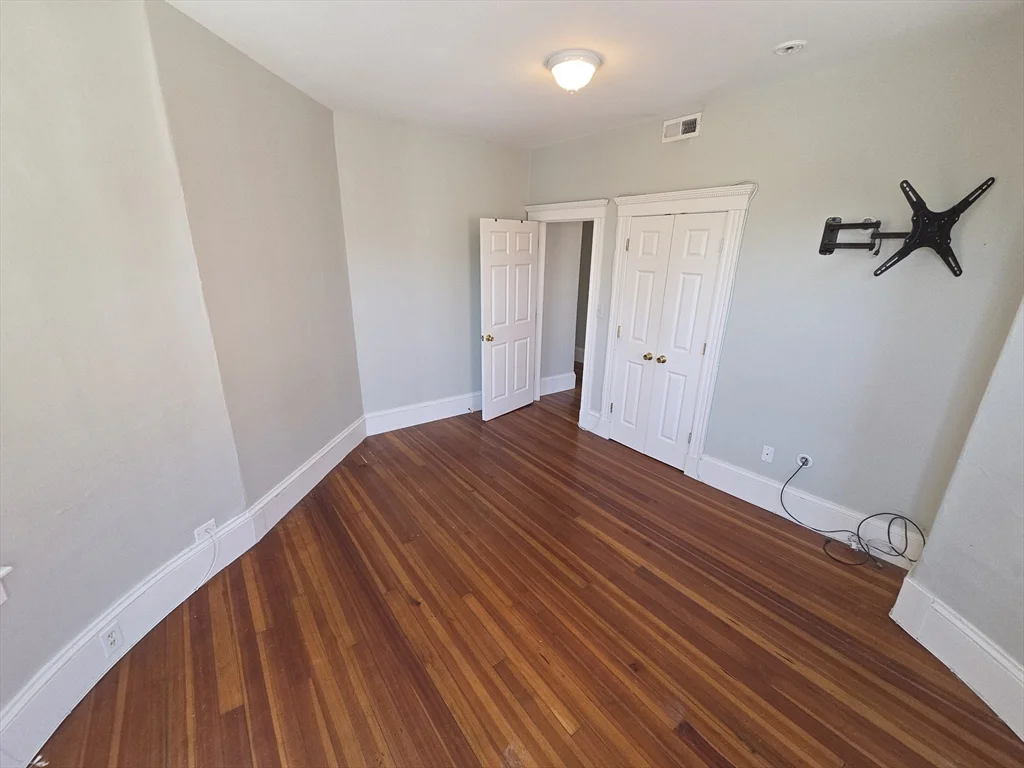 4 bed, 1 bath apartment for rent at 6 Sawyer Ave Unit 2, Dorchester — photo 18 of 18