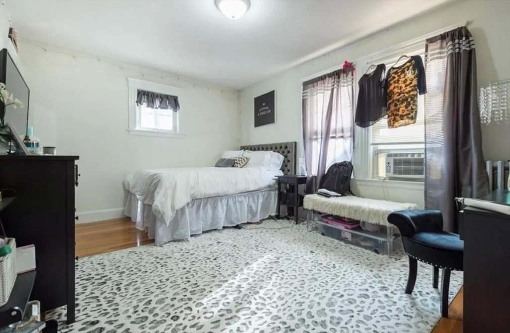 2 bed, 1 bath apartment for rent at 6 Seagrave Unit 2, Cambridge — photo 7 of 9