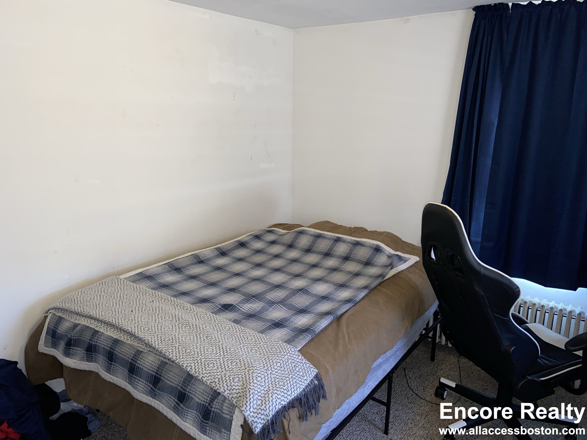 4 bed, 1 bath apartment for rent at 6 Shepard St Unit 1, Brighton — photo 10 of 11