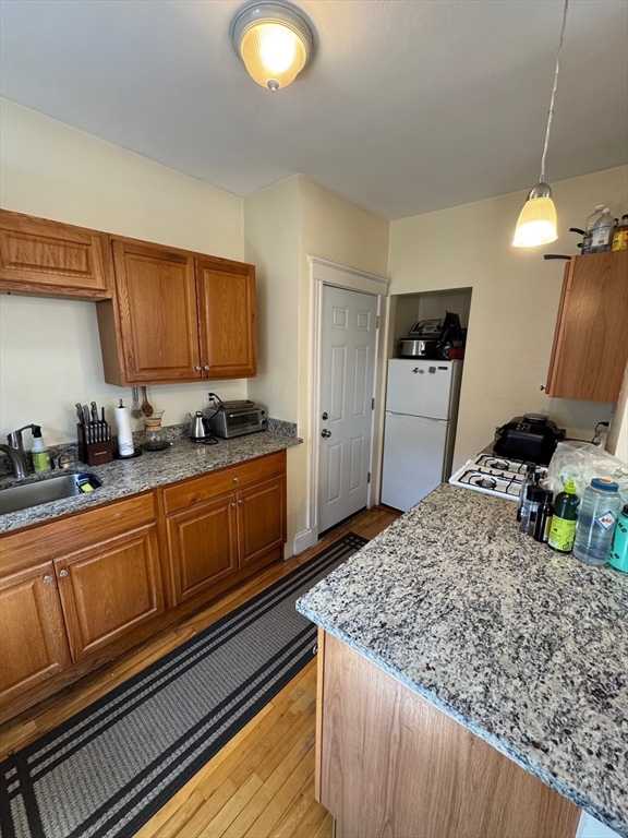 1 bed, 1 bath apartment for rent at 6 Sherborn Ct Unit 11, South Medford — photo 2 of 15