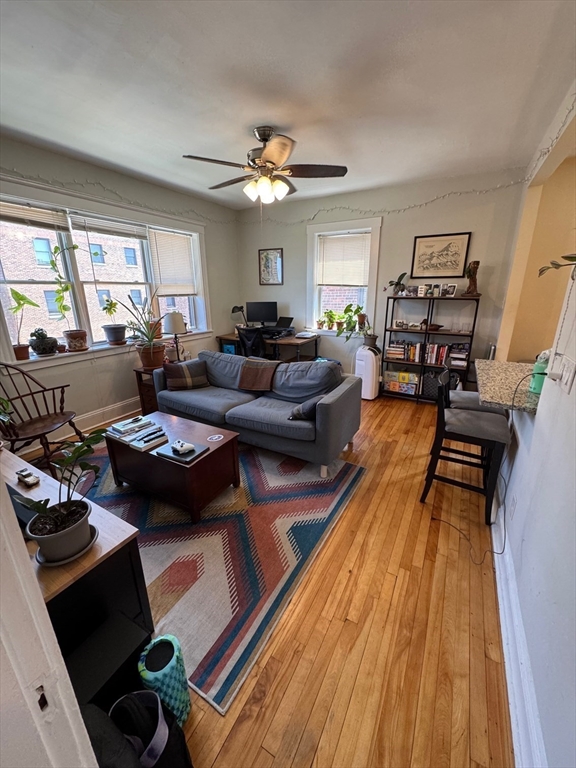 1 bed, 1 bath apartment for rent at 6 Sherborn Ct Unit 11, South Medford — photo 4 of 15