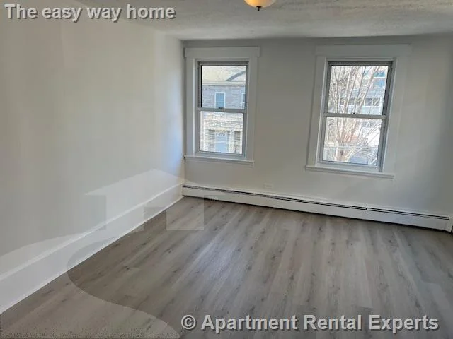 3 bed, 1 bath apartment for rent at 6 Sixth St Unit 2, East Cambridge — photo 3 of 12
