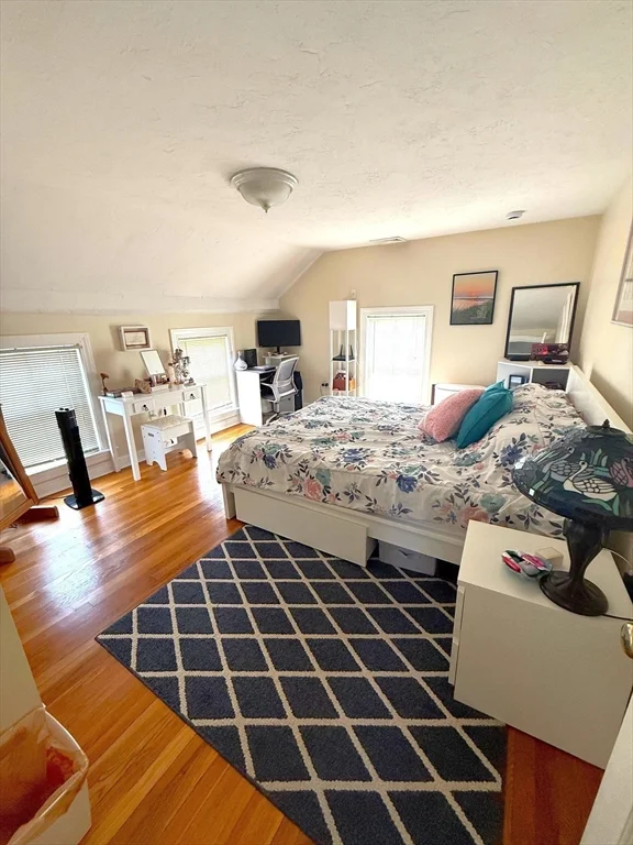 2 bed, 1 bath apartment for rent at 6 Skillings Unit 2, Winchester — photo 7 of 8