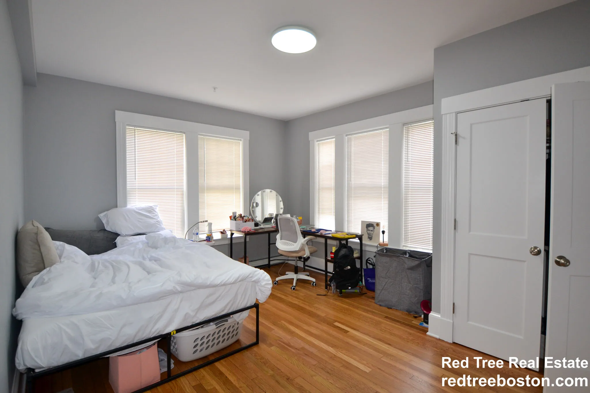 4 bed, 2 bath apartment for rent at 6 South St Unit 1, Brighton — photo 7 of 15