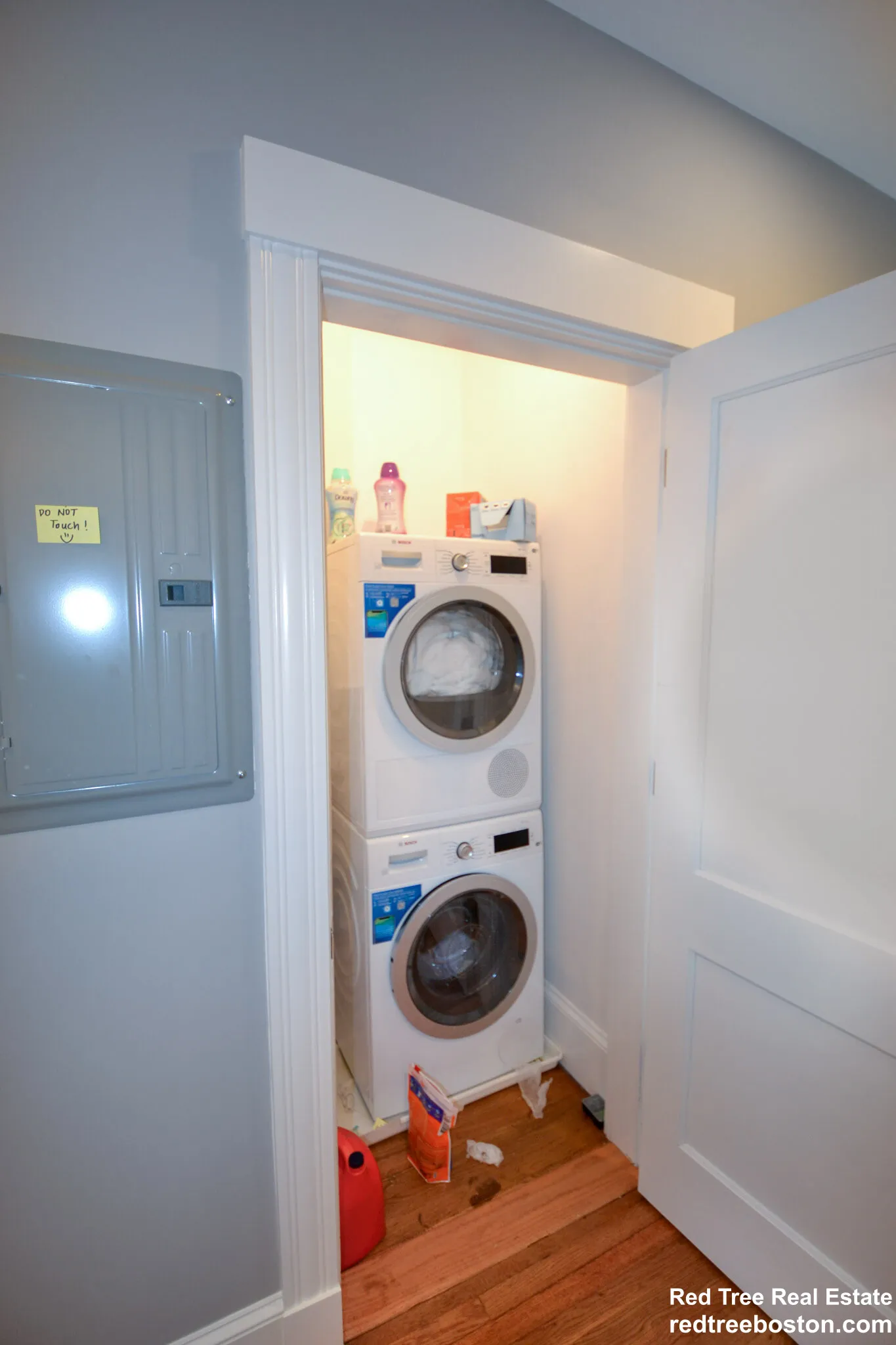 4 bed, 2 bath apartment for rent at 6 South St Unit 2, Brighton — photo 6 of 9