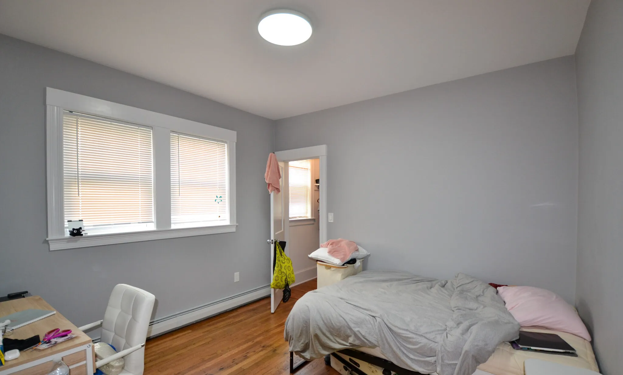 4 bed, 2 bath apartment for rent at 6 South St Unit 2, Brighton — photo 10 of 14