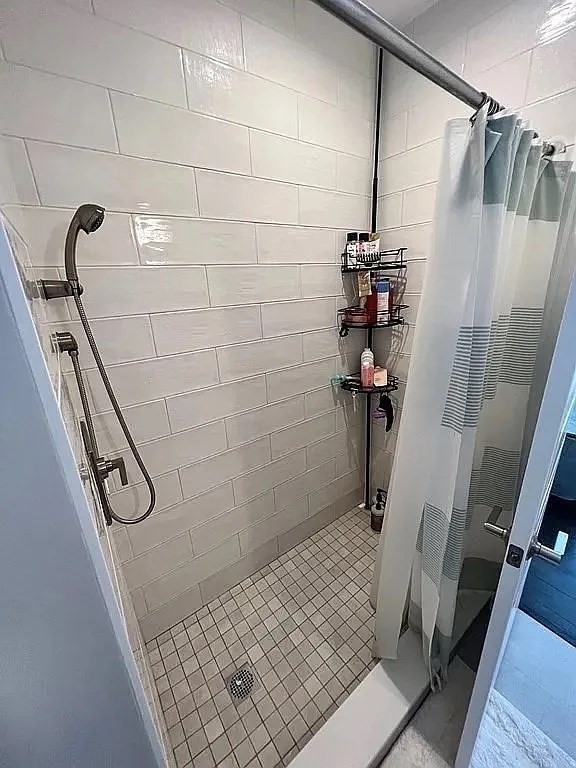 4 bed, 3 bath apartment for rent at 6 Souther Rd Unit 1, Dorchester — photo 14 of 16