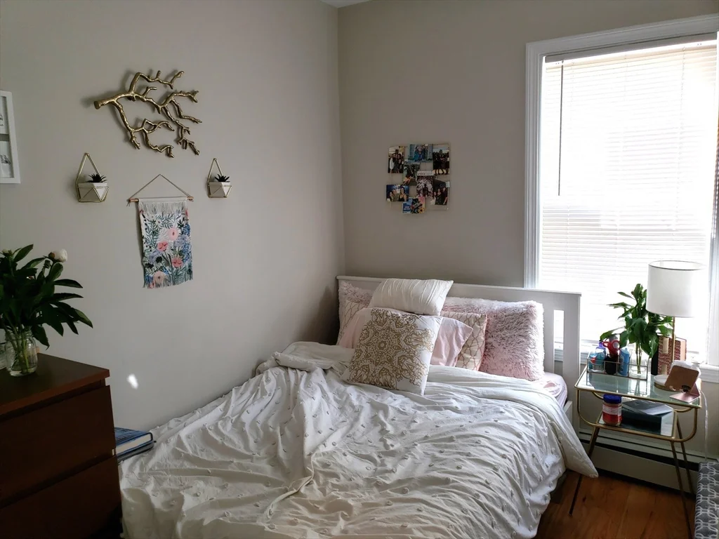 3 bed, 1 bath apartment for rent at 6 Speridakis Ter Unit 6, Cambridgeport — photo 6 of 14