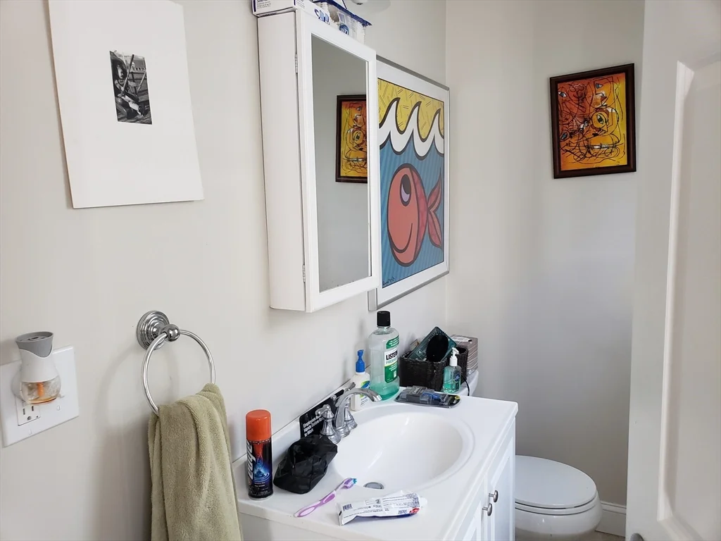 3 bed, 1 bath apartment for rent at 6 Speridakis Ter Unit 6, Cambridgeport — photo 8 of 14