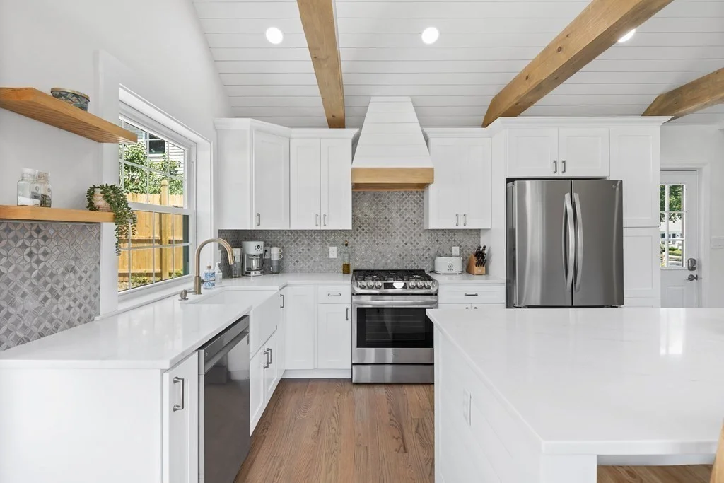 2 bed, 2 bath apartment for rent at 6 Stenbeck Pl, Scituate Harbor — photo 5 of 19