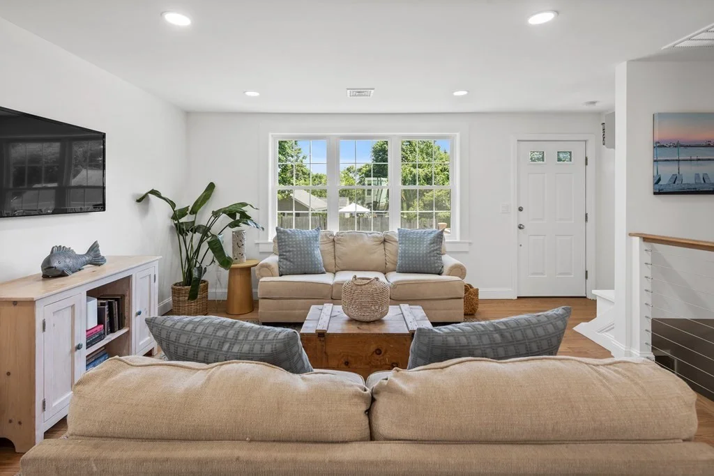 2 bed, 2 bath apartment for rent at 6 Stenbeck Pl, Scituate Harbor — photo 8 of 19
