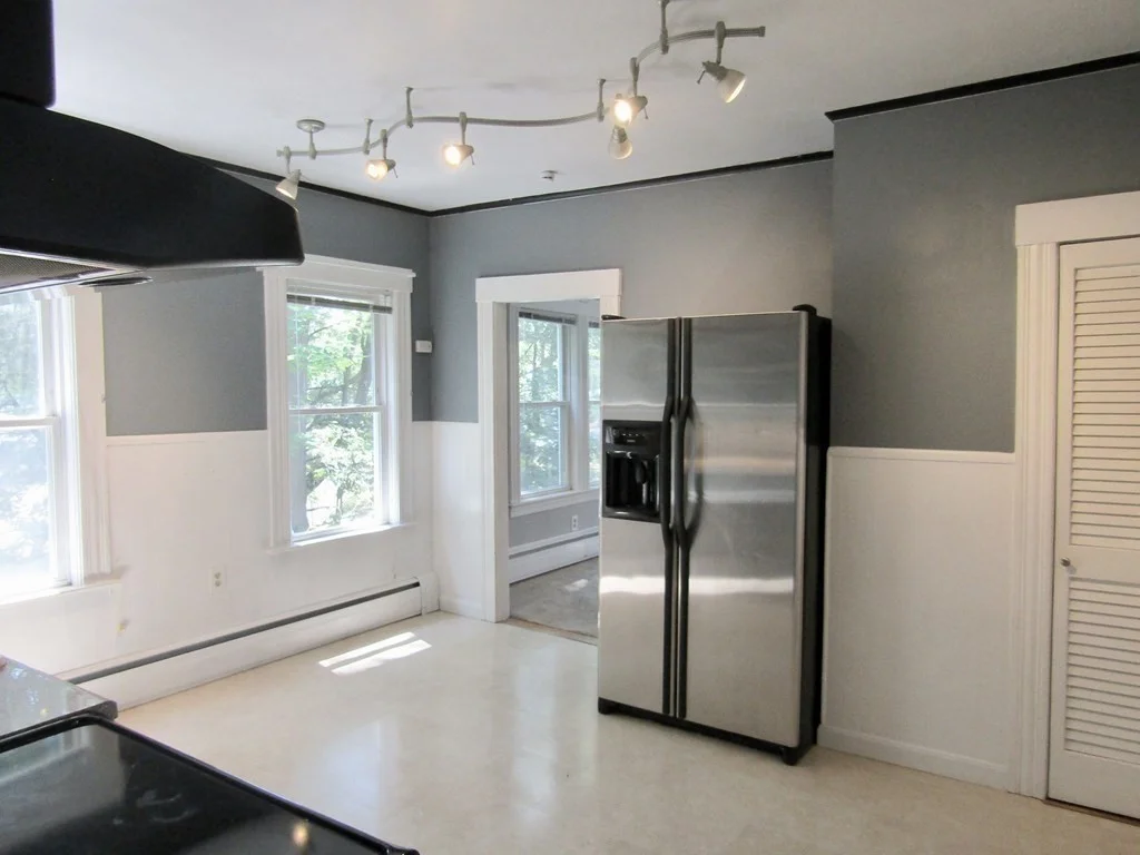 3 bed, 1 bath apartment for rent at 6 Stoughton Ave Unit 1, Webster — photo 4 of 16
