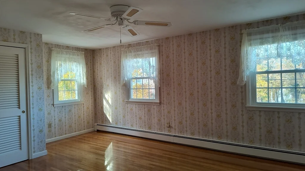 3 bed, 2 bath apartment for rent at 6 Streeter Rd, Paxton — photo 21 of 25