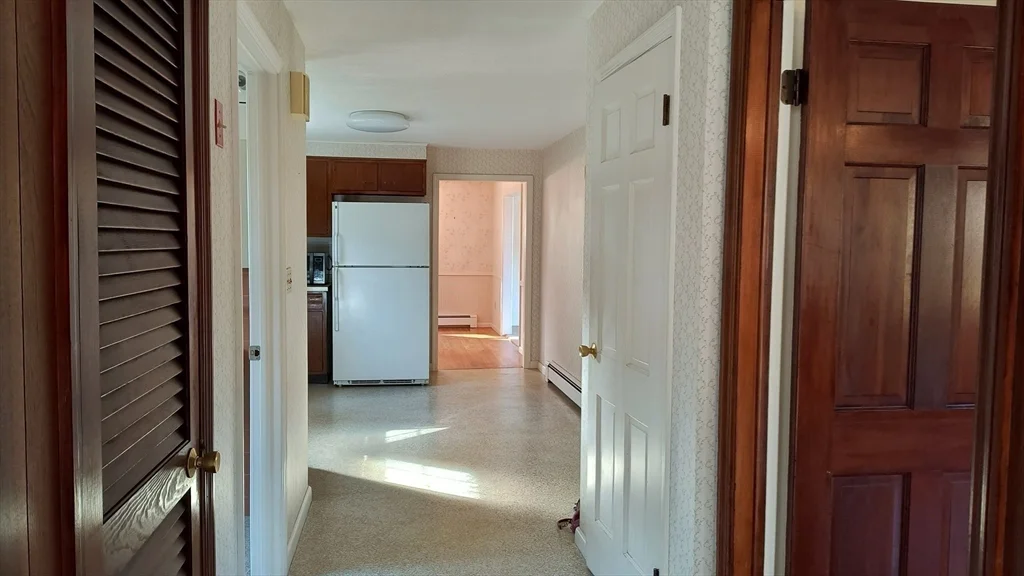 3 bed, 2 bath apartment for rent at 6 Streeter Rd, Paxton — photo 16 of 25