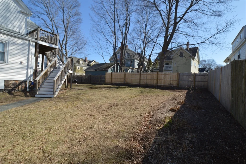 1 bed, 1 bath apartment for rent at 6 Summer St Unit 1L, Beverly — photo 11 of 12