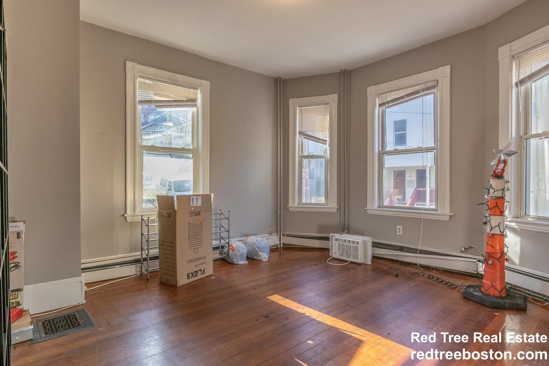 5 bed, 2 bath apartment for rent at 6  8 Sunset St Unit 1, Mission Hill — photo 3 of 18