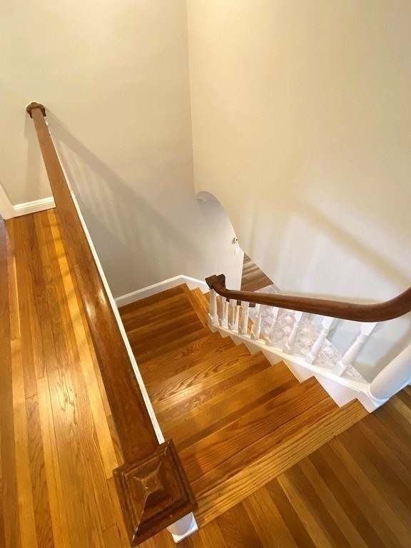 4 bed, 3 bath apartment for rent at 6 Surrey Rd, Newtonville — photo 31 of 38
