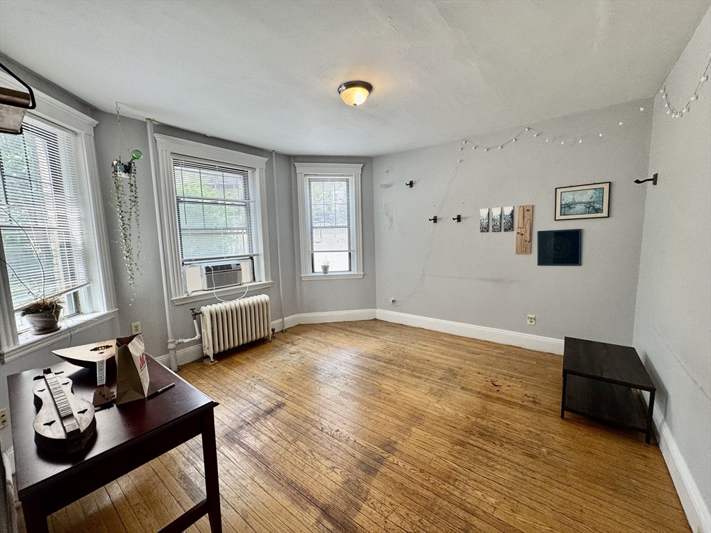 2 bed, 1 bath apartment for rent at 6 Sutherland Rd Unit 3, Brighton