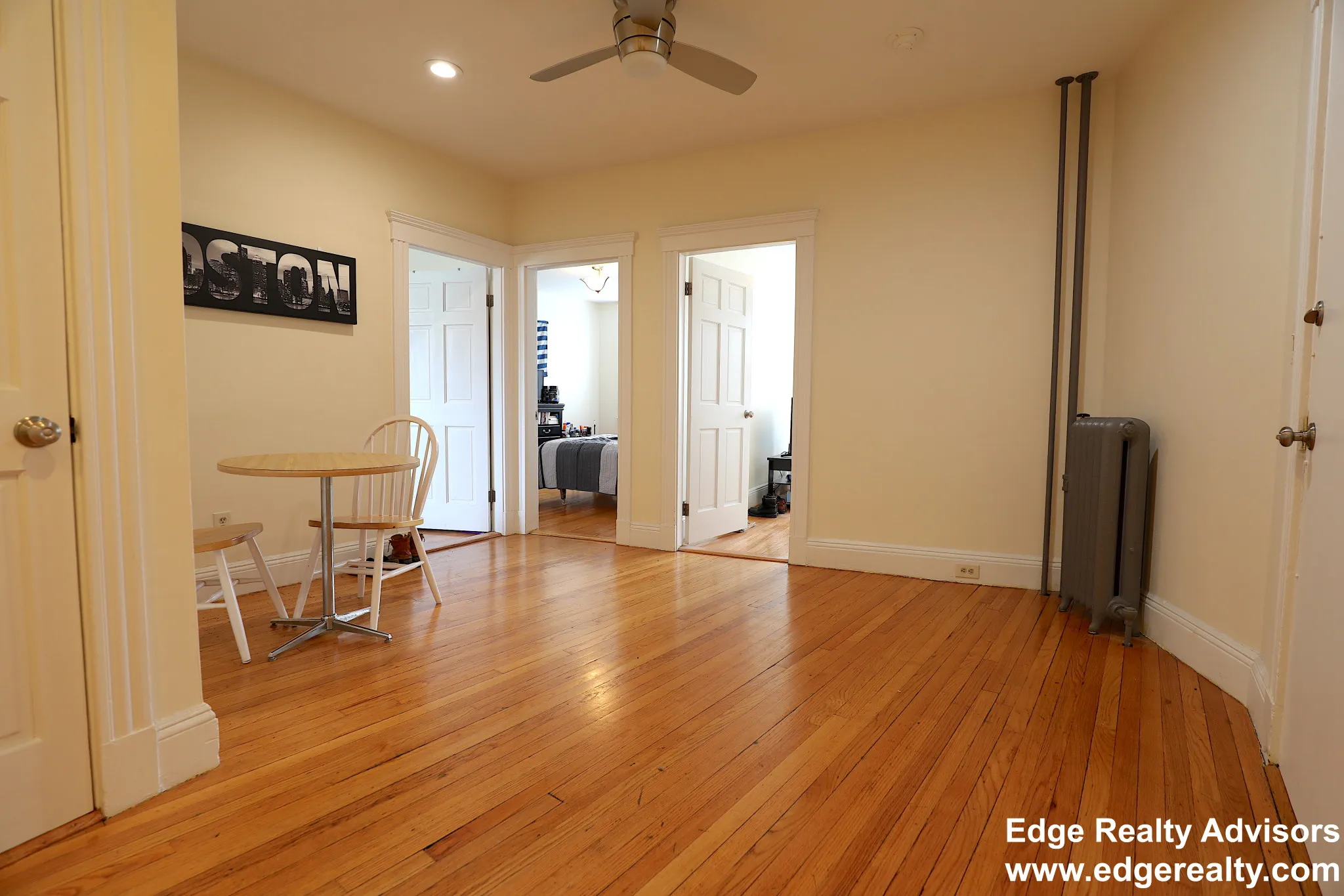 3 bed, 1 bath apartment for rent at 6 Sutherland Rd Unit 31, Brighton — photo 2 of 9