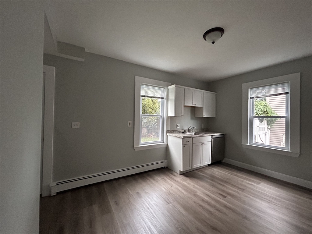 4 bed, 1 bath apartment for rent at 6 Swetts Ct Unit -, Watertown — photo 2 of 15