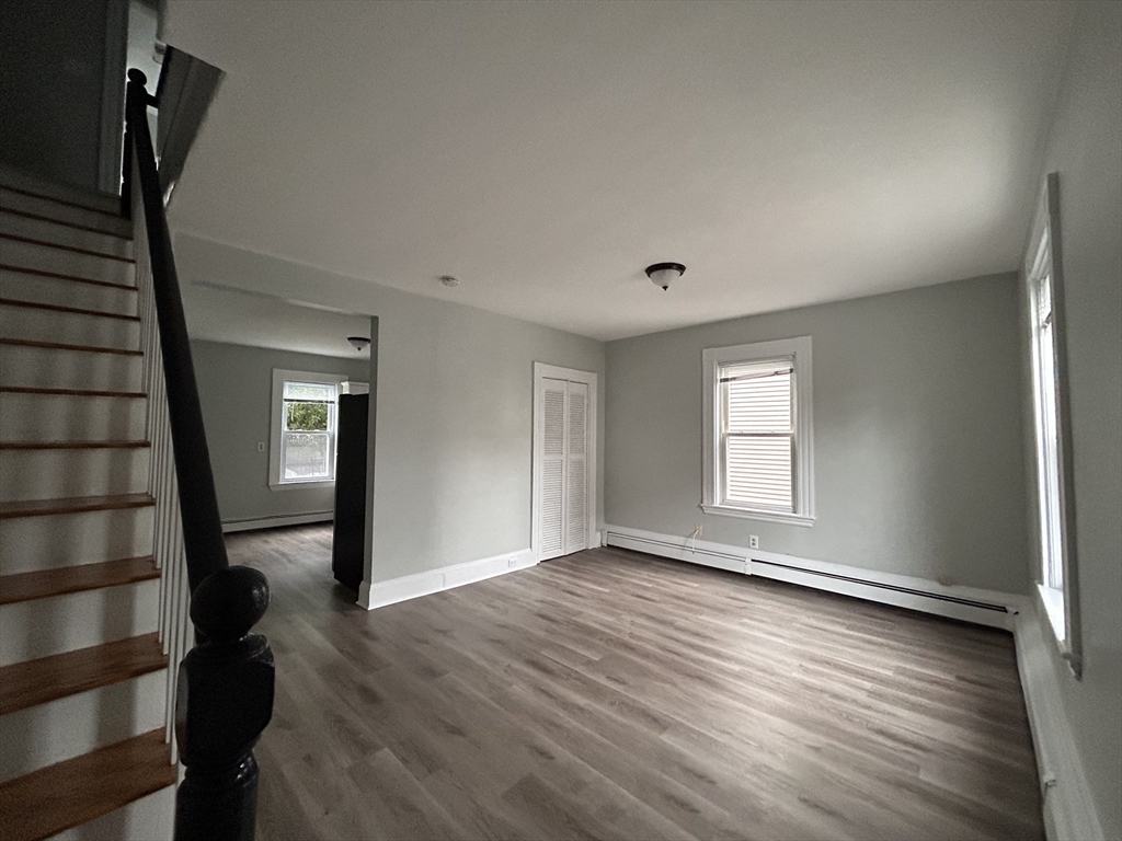 4 bed, 1 bath apartment for rent at 6 Swetts Ct Unit -, Watertown — photo 3 of 15