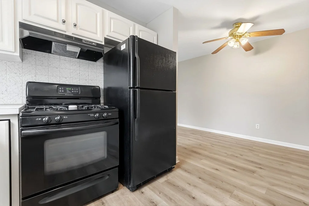 1 bed, 1 bath apartment for rent at 6 Venice St Unit B6, Danvers — photo 13 of 19