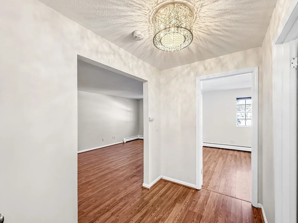 2 bed, 1 bath apartment for rent at 6 Venice Unit B3, Danvers — photo 15 of 31
