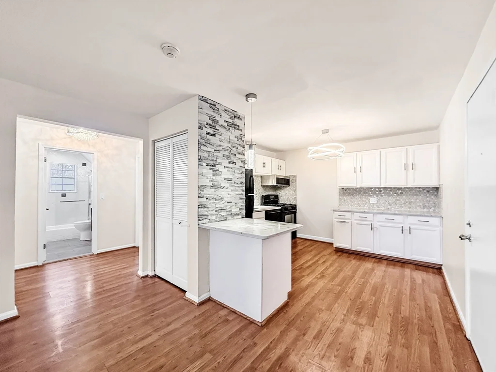 2 bed, 1 bath apartment for rent at 6 Venice Unit B3, Danvers — photo 5 of 31