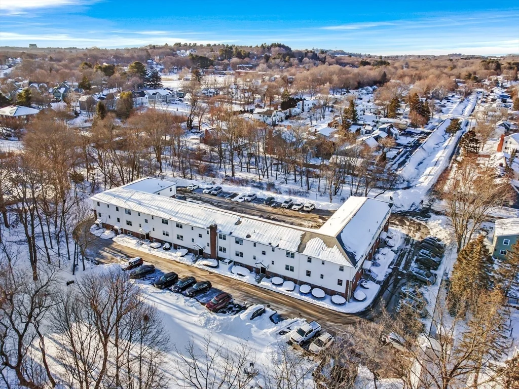 2 bed, 1 bath apartment for rent at 6 Venice Unit B3, Danvers