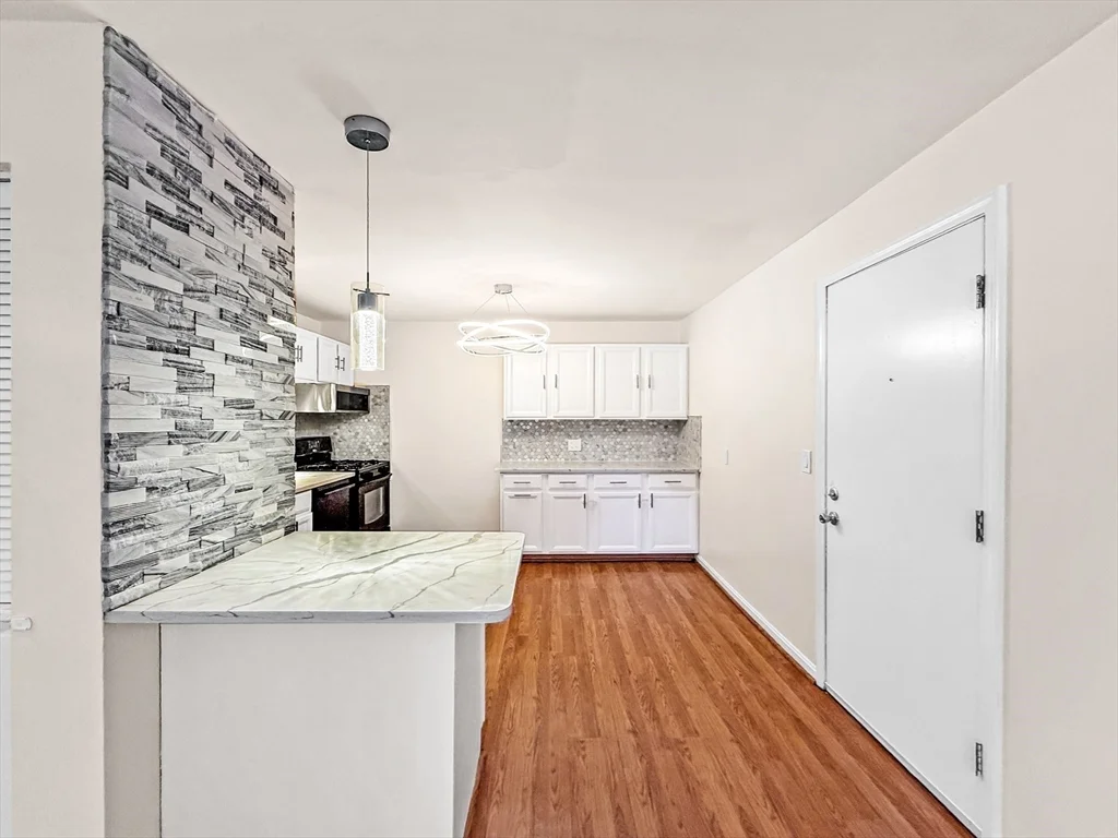 2 bed, 1 bath apartment for rent at 6 Venice Unit B3, Danvers — photo 6 of 31