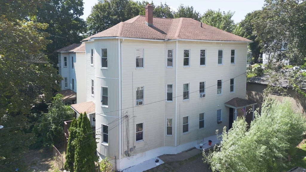 2 bed, 1 bath apartment for rent at 6 Vernon Street Pl Unit 3, Worcester — photo 1 of 31